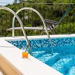 别墅 Quiet Seaview Villa Dubrovnik Region